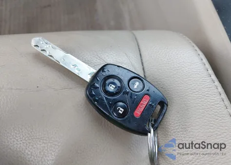 2008 Honda Accord 2.4 Ex-L from USA, damaged, VIN 1HGCP26878A054260